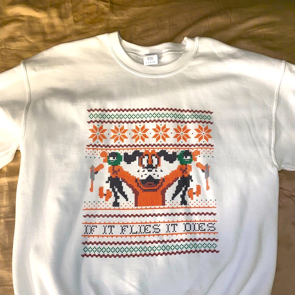 Gildan funny sweater. Size L